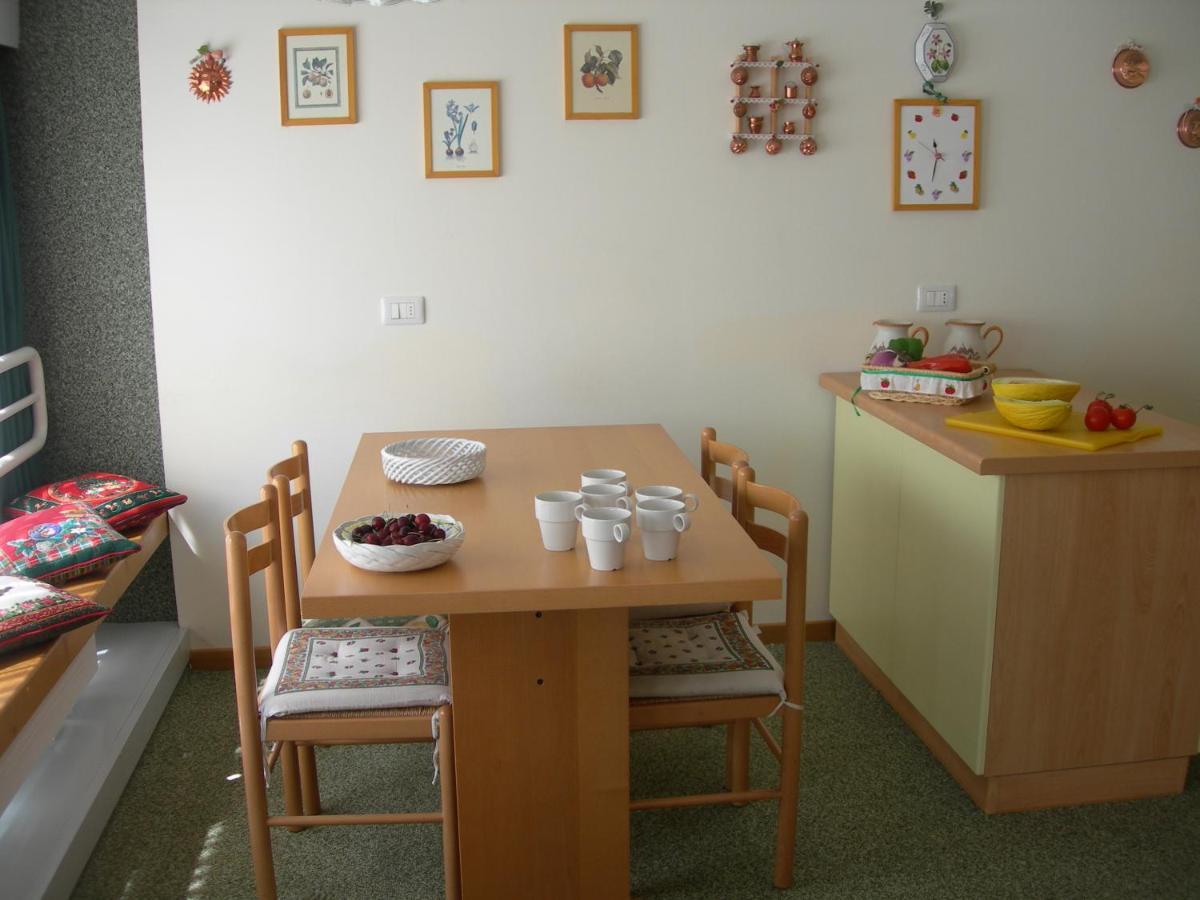 Appartamenti Vacanze Casa -Residence Albare - Check In Vacanze Casa - Marilleva 900 Εξωτερικό φωτογραφία